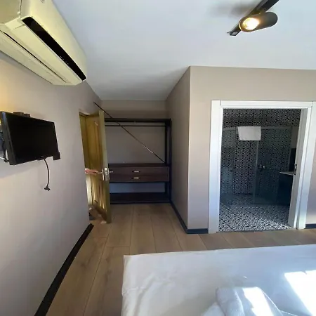 Old One Apartment *